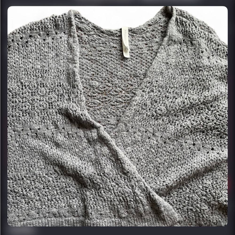 Aeropostale Women's V-Neck Cropped Knit Sweater in Heather Gray